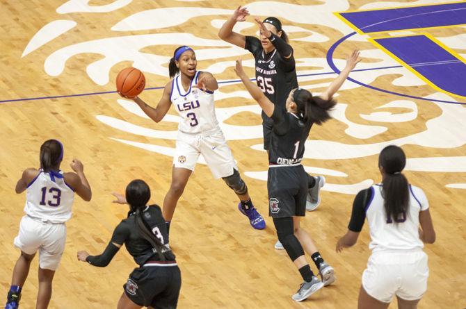 PHOTOS: Womens' Basketball vs South Carolina