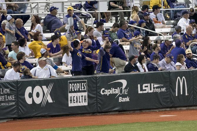 LSU fans cheer during LSU&#8217;s 9-3 victory over University of Tennessee in Alex Box Stadium on Friday, April 13, 2018.