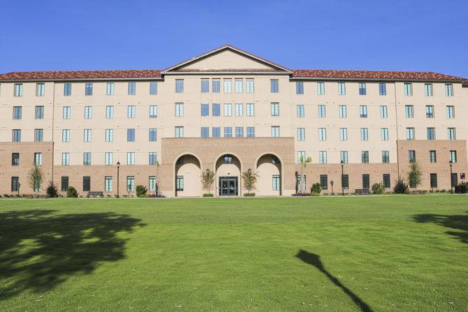 Nicholson Gateway Apartments sits on a 28-acre site between West Chimes Street and Skip Bertman Drive on Monday, Aug. 20, 2018.