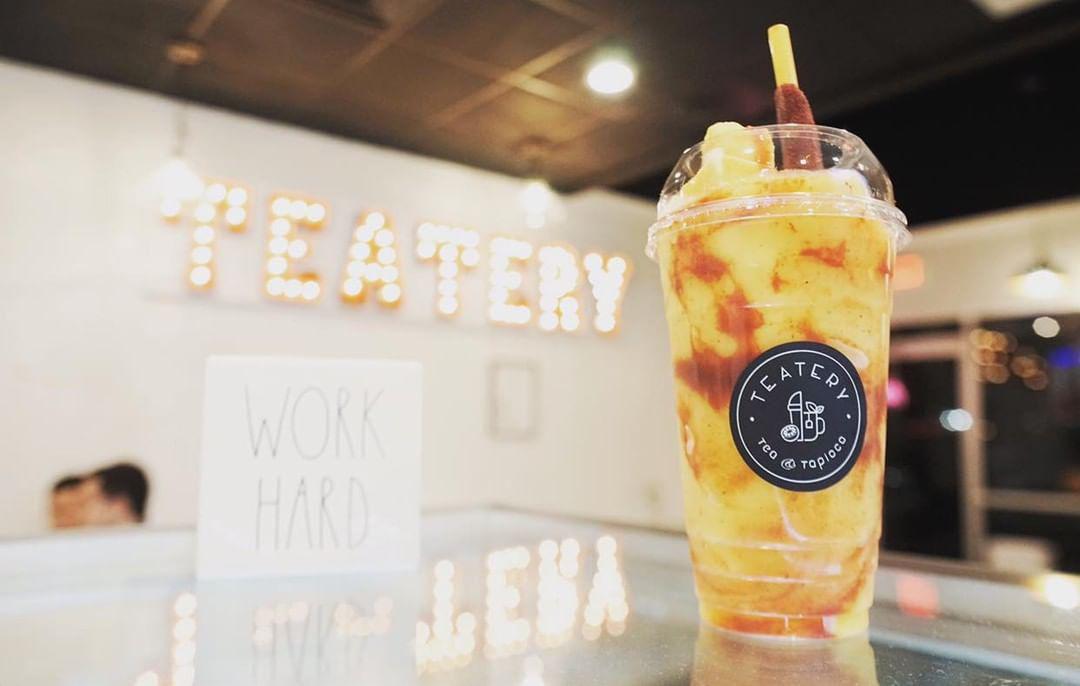 Teatery crafts boba tea and more in modern atmosphere