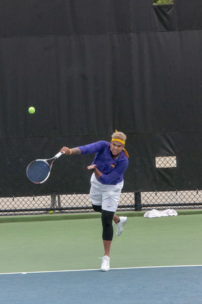 PHOTOS : LSU Women's Tennis VS South Carolina