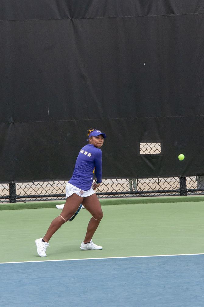 PHOTOS : LSU Women's Tennis VS South Carolina