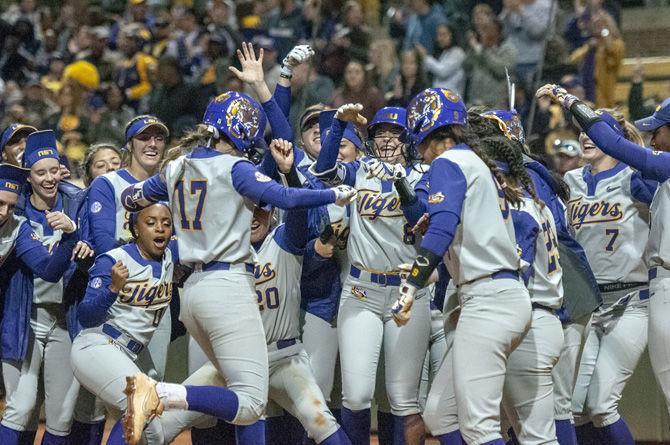 Tigers Softball Falls to No. 7 Florida, 4-3 at tiger park on saturday night.Mar.16.2019.