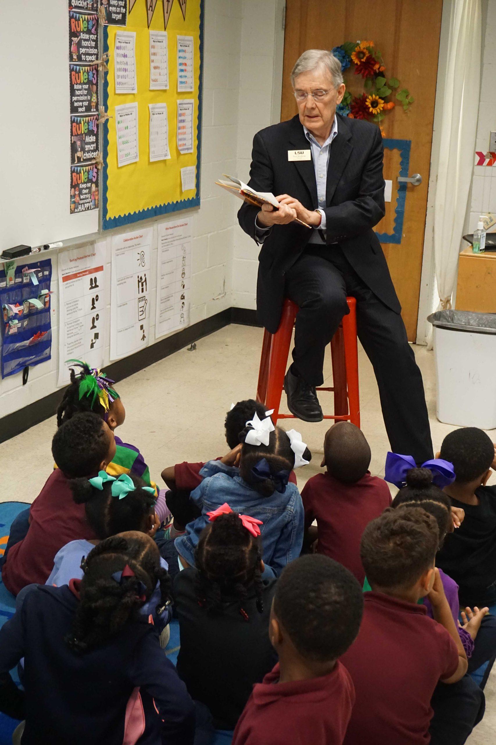 LSU students and faculty encourage reading with Read Across America program