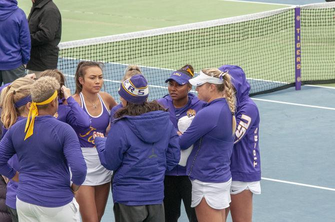 PHOTOS : LSU Women's Tennis VS South Carolina