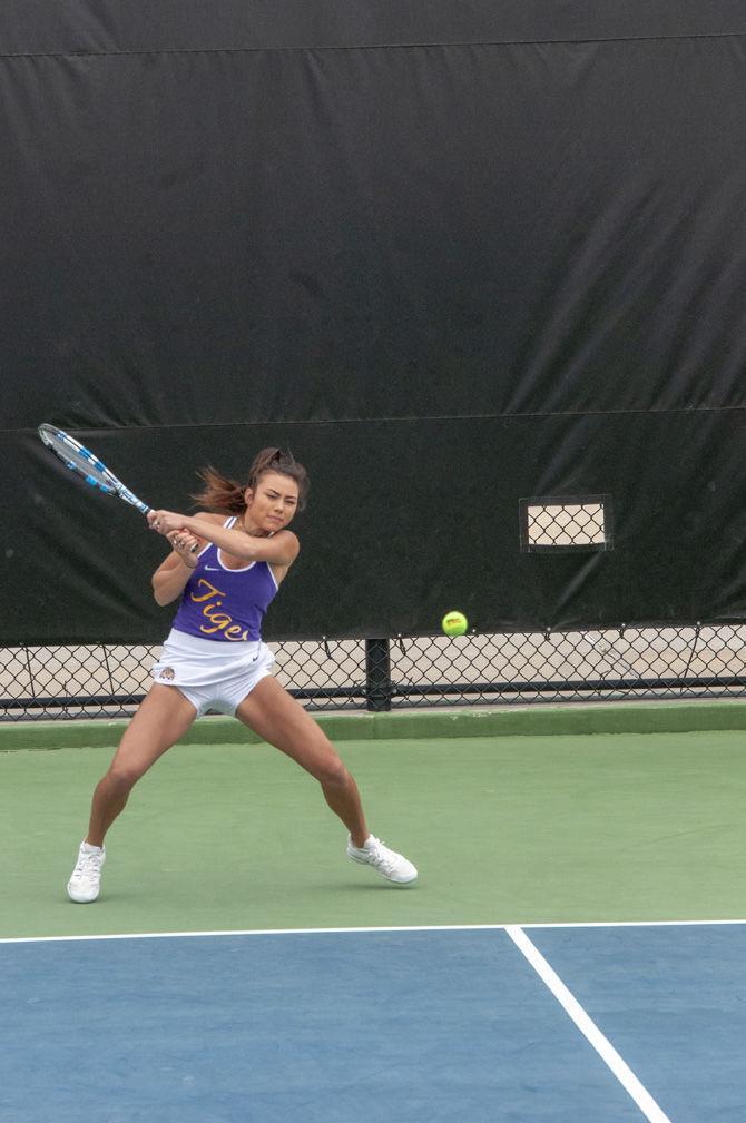 PHOTOS : LSU Women's Tennis VS South Carolina