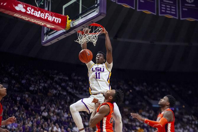 LSU senior forward Kavell Bigby Williams (11) dunks the ball during the Tigers' 83-78 victory over Auburn on Saturday, Feb. 9, 2019, in the PMAC.