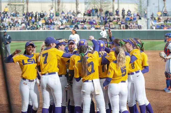 LSU Defeats Florida 8-0