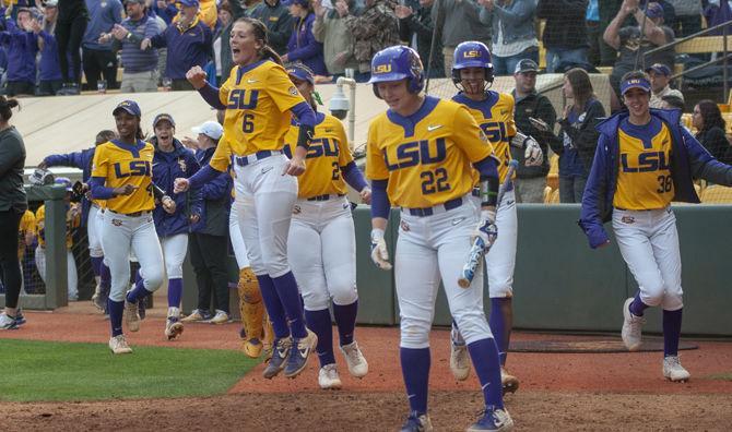 LSU Defeats Florida 8-0