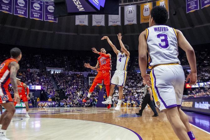 LSU junior guard Skylar Mays (4) shoots from three during the Tigers' 83-78 victory over Auburn on Saturday, Feb. 9, 2019, in the PMAC.