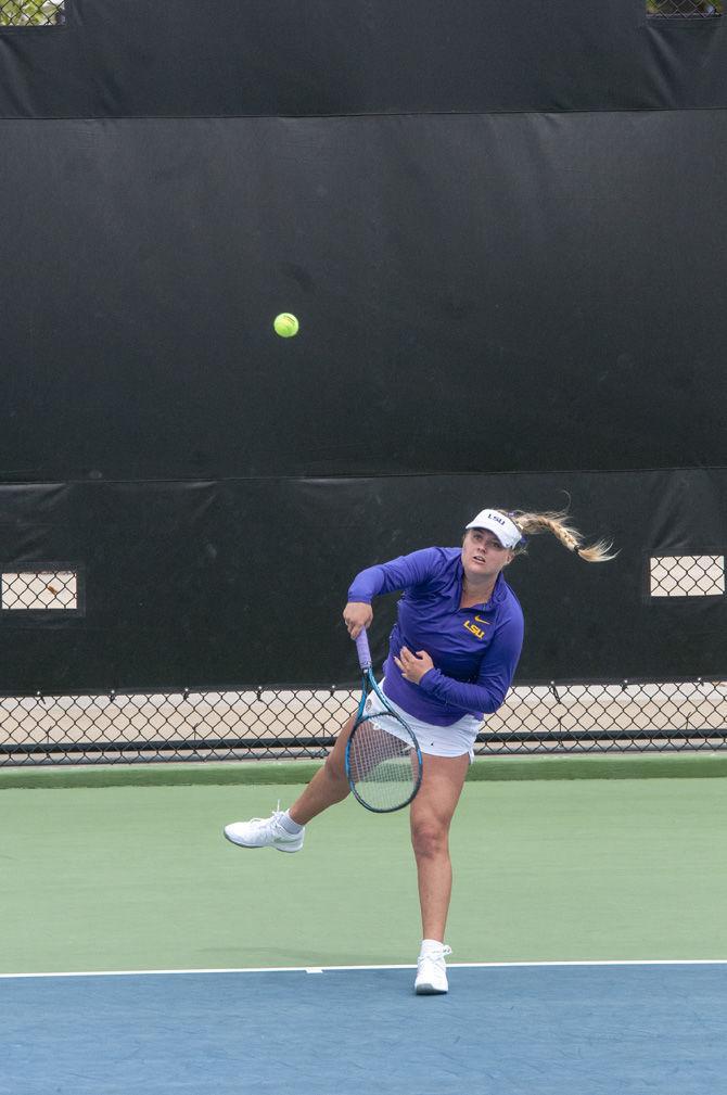 PHOTOS : LSU Women's Tennis VS South Carolina