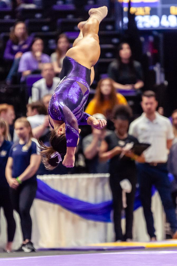 PHOTOS: Gym Regionals