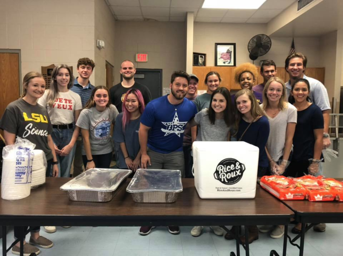 Encounter at LSU members participate in a dinner event for the homeless at&#160;St. Vincent de Paul Bishop Ott Sweet Dreams Shelter.