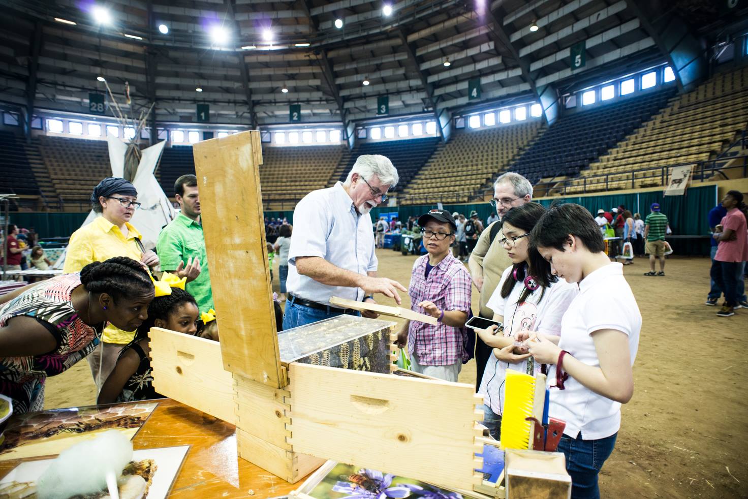 Local beekeeping association promotes bee-friendly attitude