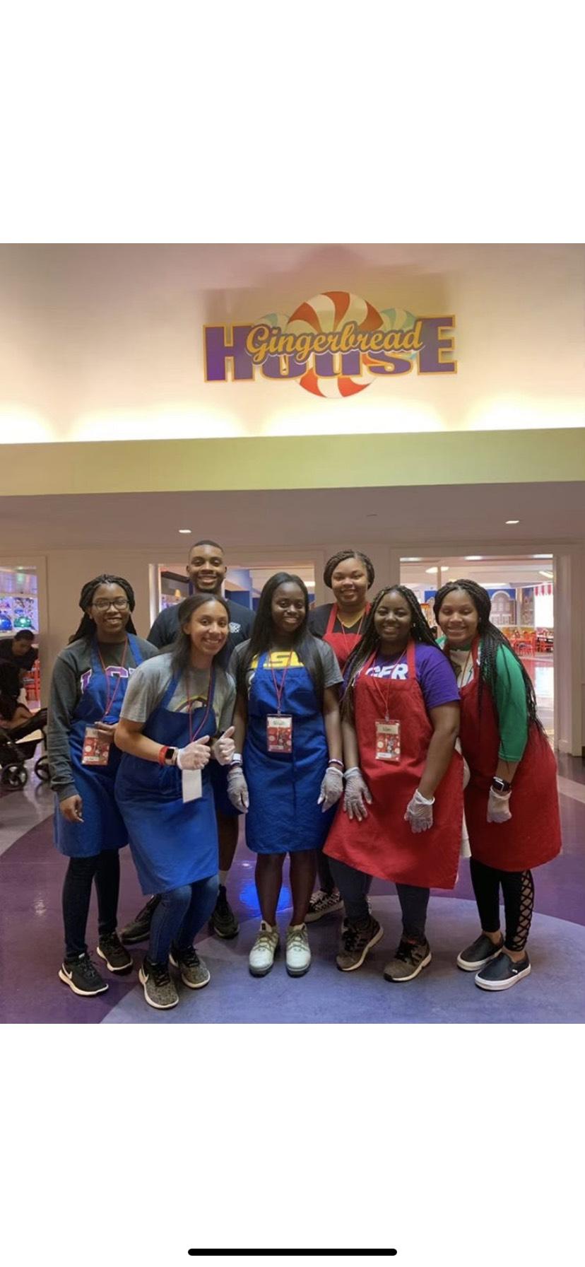 LSU students spend spring break doing service