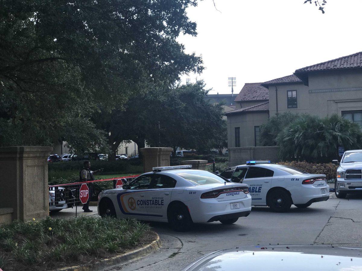 LSUPD responds to a report of an armed intruder in Coates Hall on Tuesday, Aug. 20, 2019.