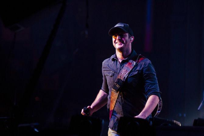 PHOTOS: Easton Corbin at Texas Club Baton Rouge