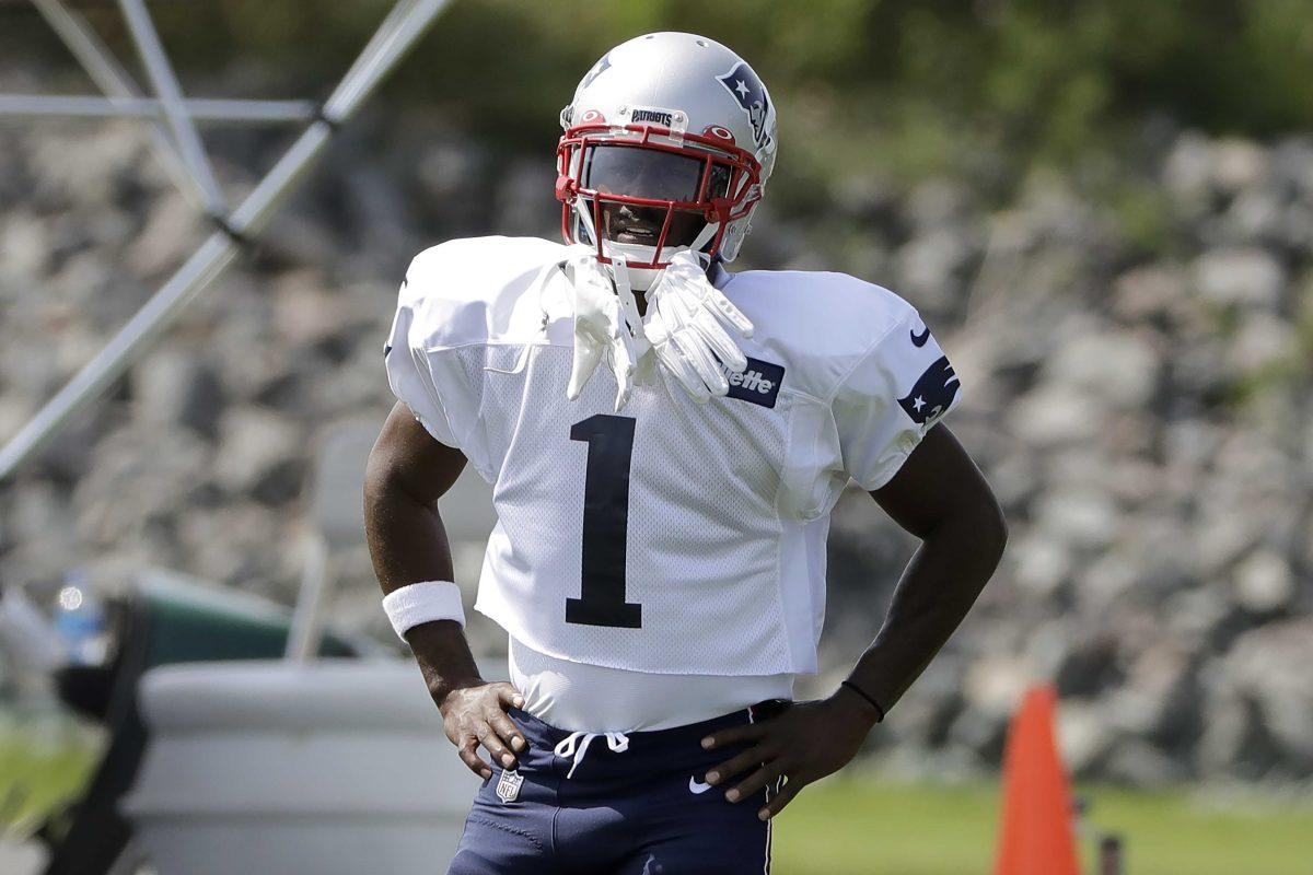 <p>New England Patriots wide receiver Antonio Brown pauses while working out during NFL football practice, Wednesday, Sept. 11, 2019, in Foxborough, Mass. Brown practiced with the team for the first time on Wednesday afternoon, a day after his former trainer filed a civil lawsuit in the Southern District of Florida accusing him of sexually assaulting her on three occasions. (AP Photo/Steven Senne)</p>