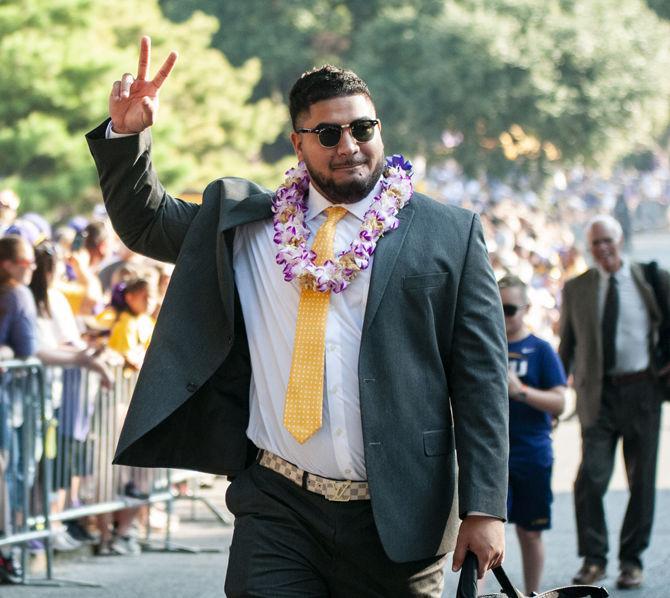 PHOTOS: LSU Walks Down Victory Hill