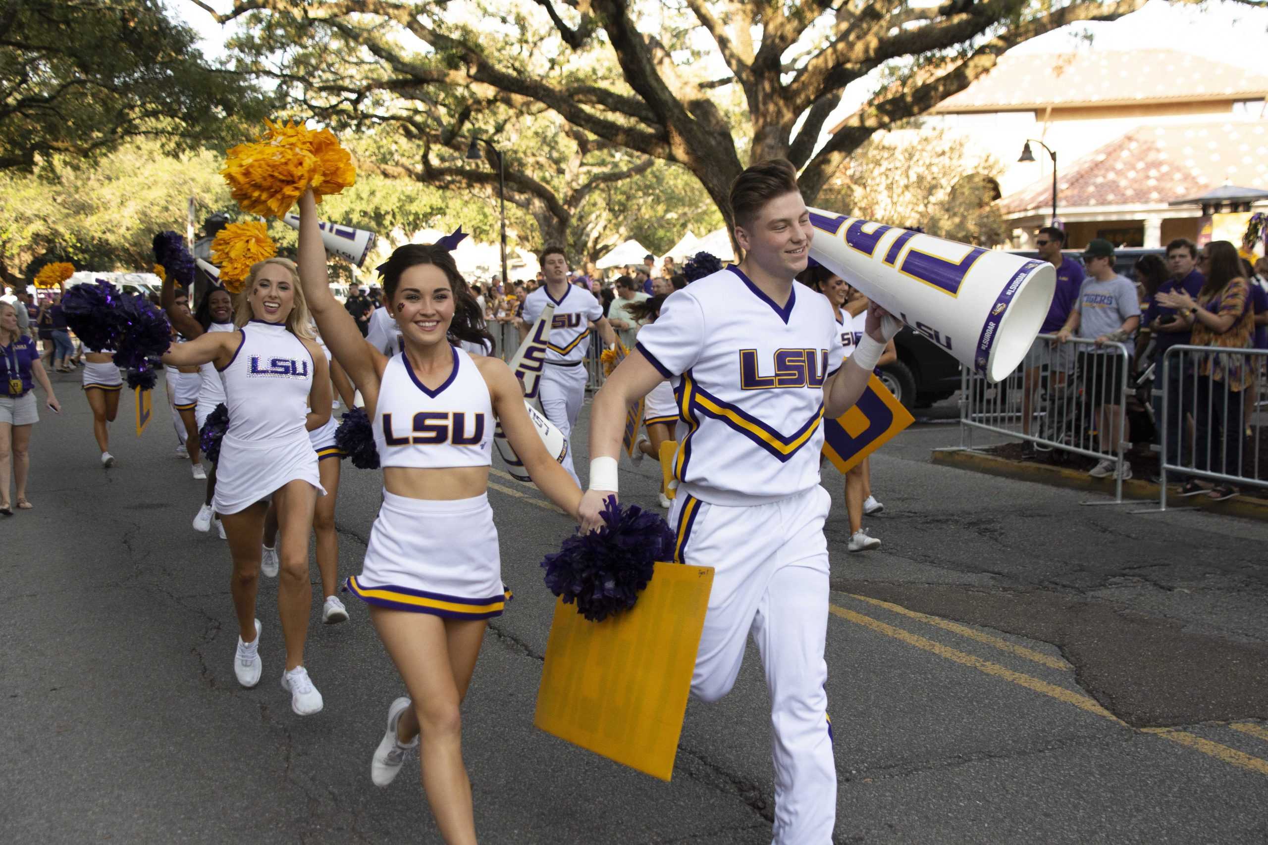 PHOTOS: LSU Walks Down Victory Hill