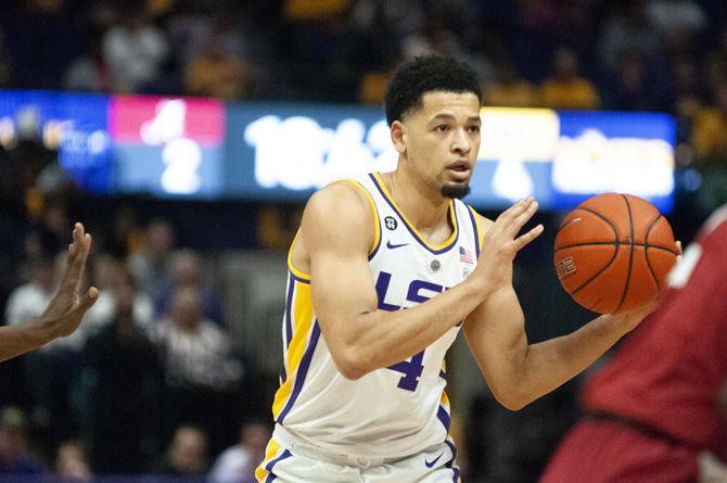 LSU guard Skylar Mays (04) scans the court for an open teammate during the Tigers&#8217; 88-79 victory over Alabama in the PMAC on Tuesday, Jan. 8, 2019.