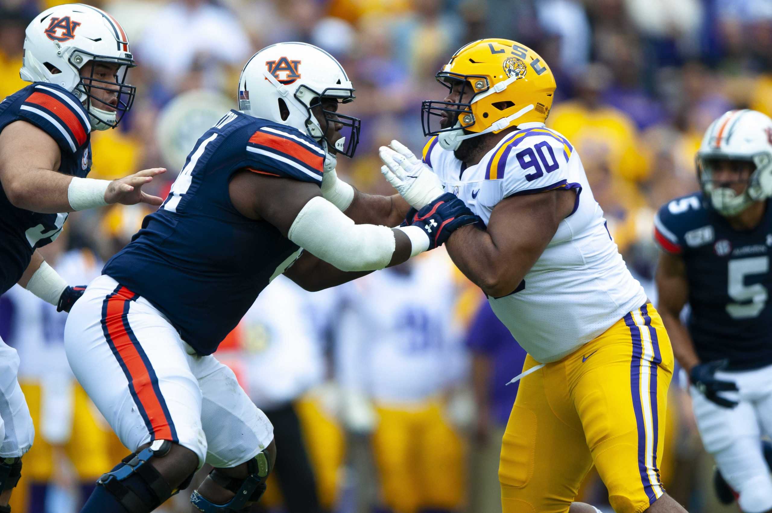 PHOTOS: LSU Defeats Auburn 23-20