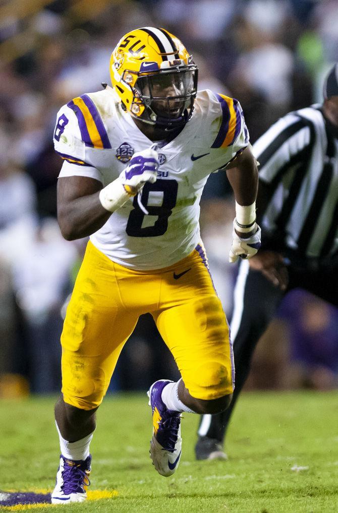 LSU linebackers Jacob Phillips, Patrick Queen lead suffocating defense in win over Utah State