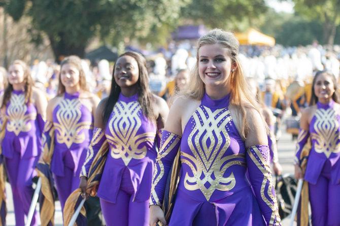 PHOTOS: LSU Walks Down Victory Hill