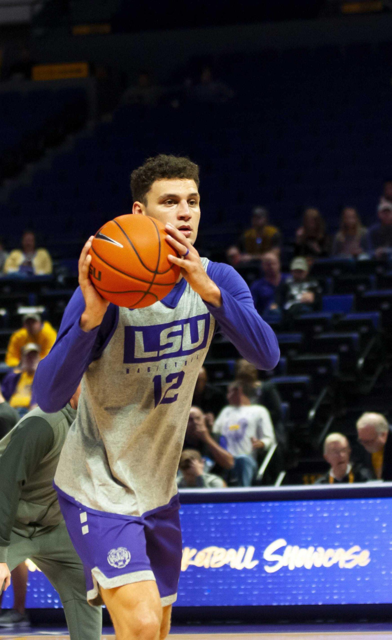 PHOTOS: Men's and Women's Basketball scrimmage in the Basketball Showcase