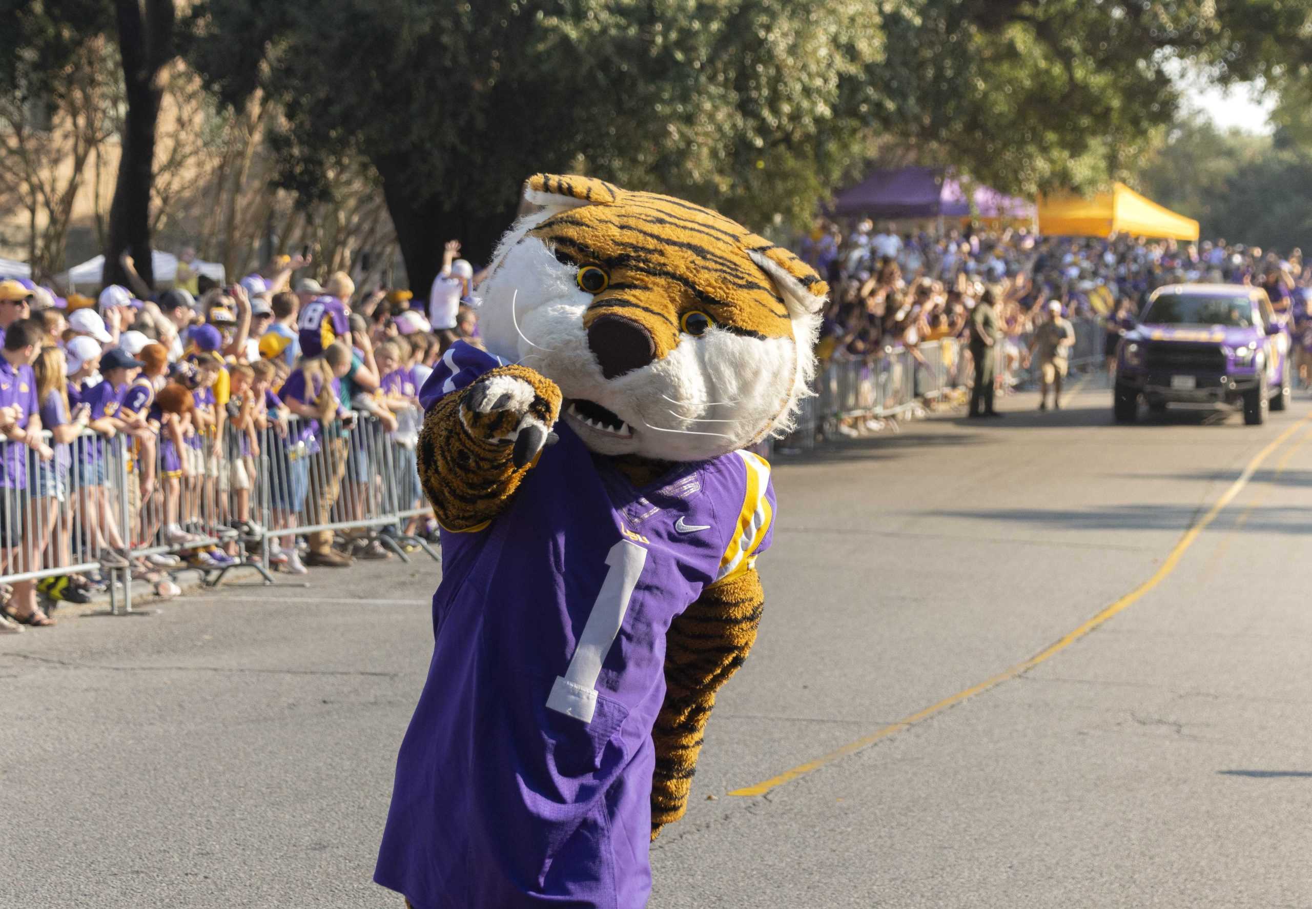 PHOTOS: LSU Walks Down Victory Hill