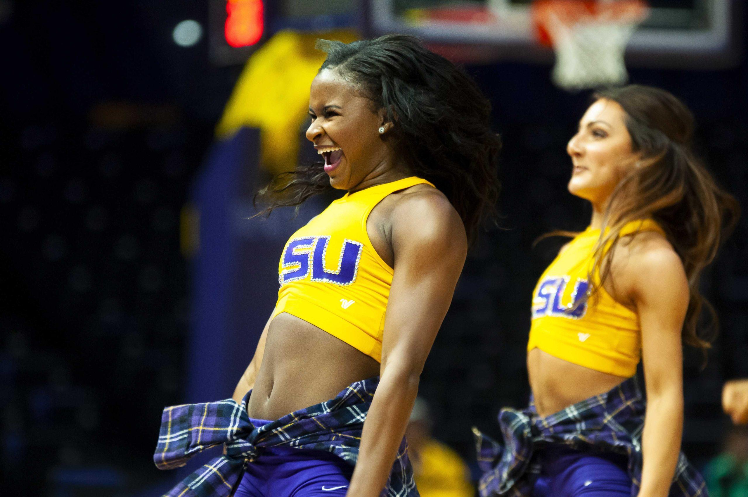 PHOTOS: Men's and Women's Basketball scrimmage in the Basketball Showcase