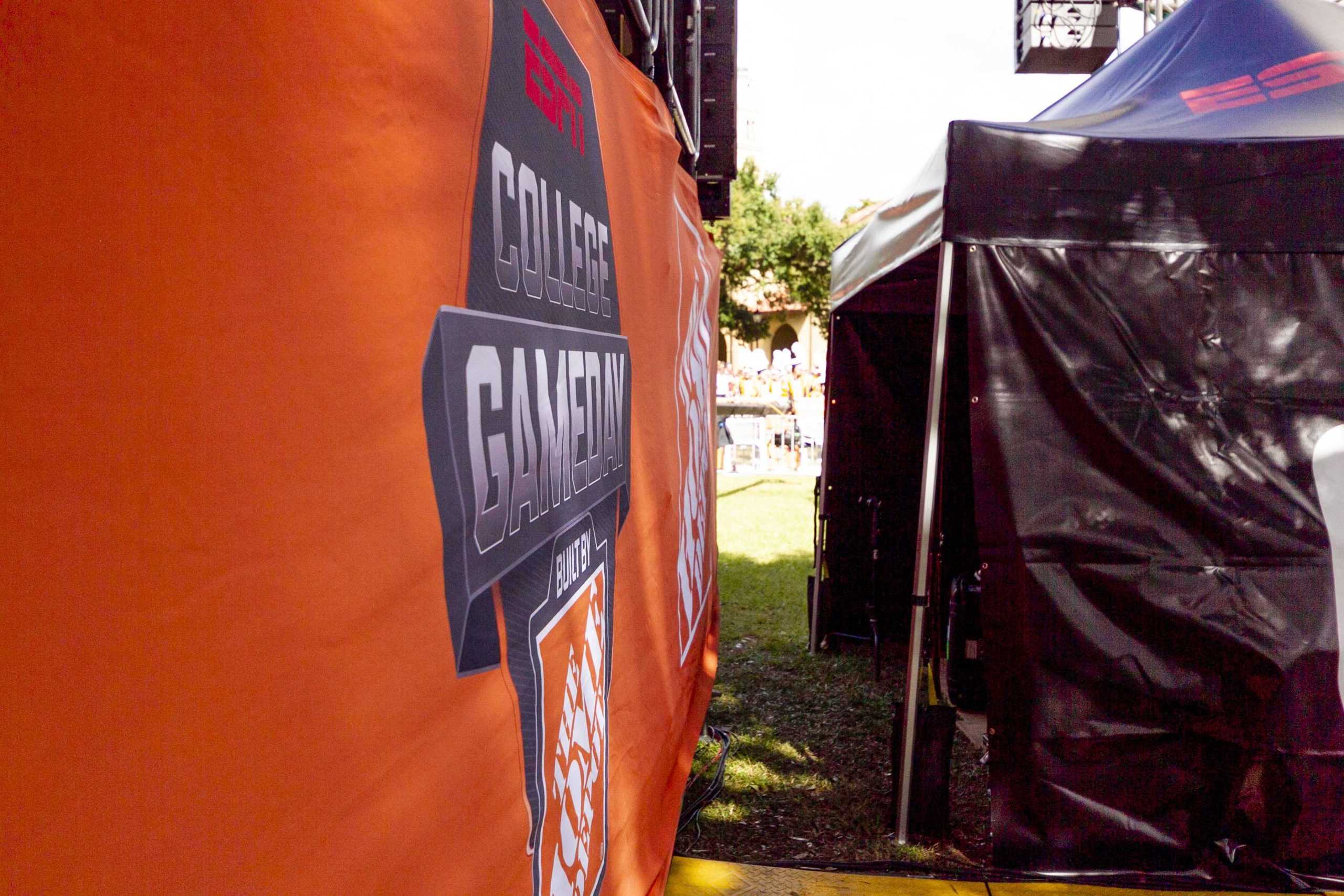 PHOTOS: College Gameday Begins