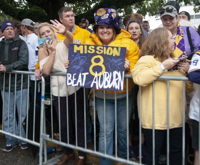 PHOTOS: LSU football walks down Victory Hill