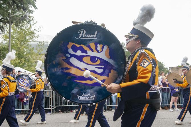 PHOTOS: LSU football walks down Victory Hill