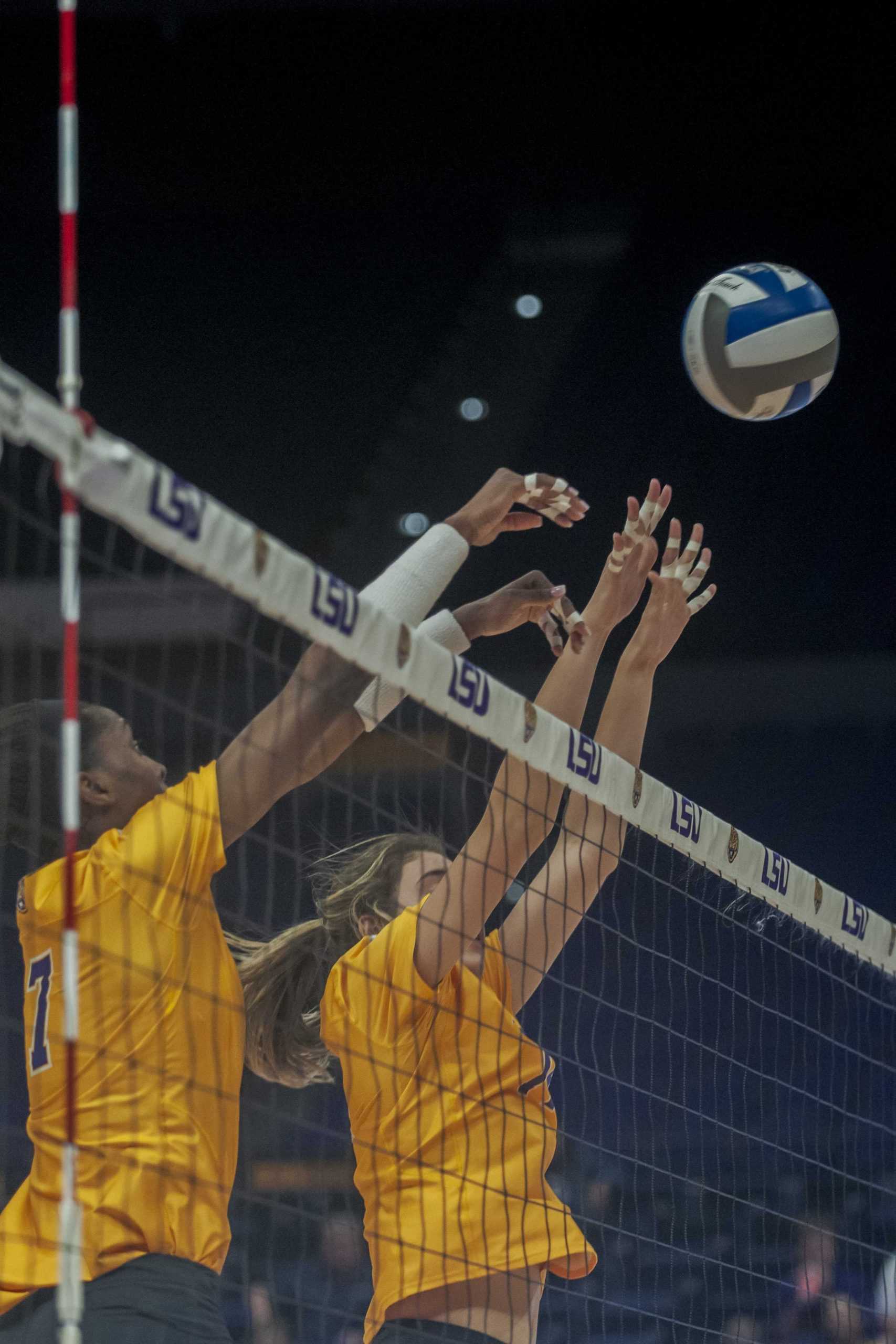 PHOTOS: LSU Women's Volleyball Defeats Auburn