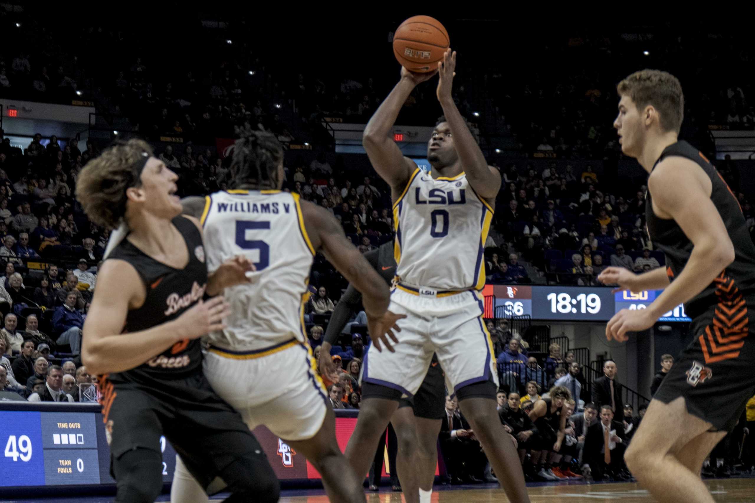 LSU basketball defeats Bowling Green 88-79 to open up the season