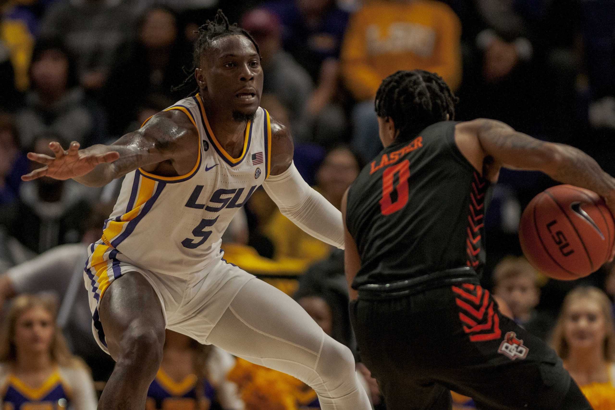 LSU basketball defeats Bowling Green 88-79 to open up the season