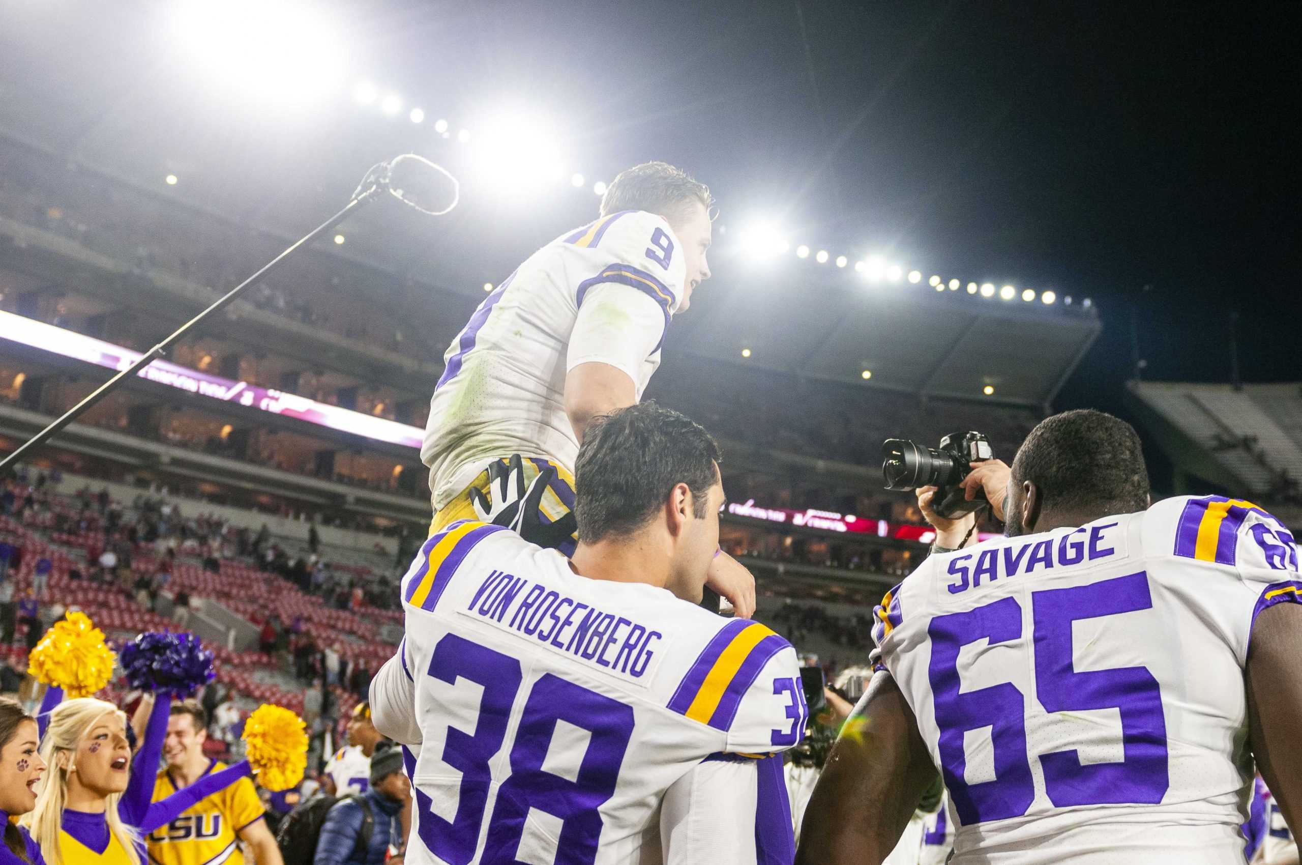 Joe Burrow, LSU offense answer call in historic performance against No. 3 Alabama