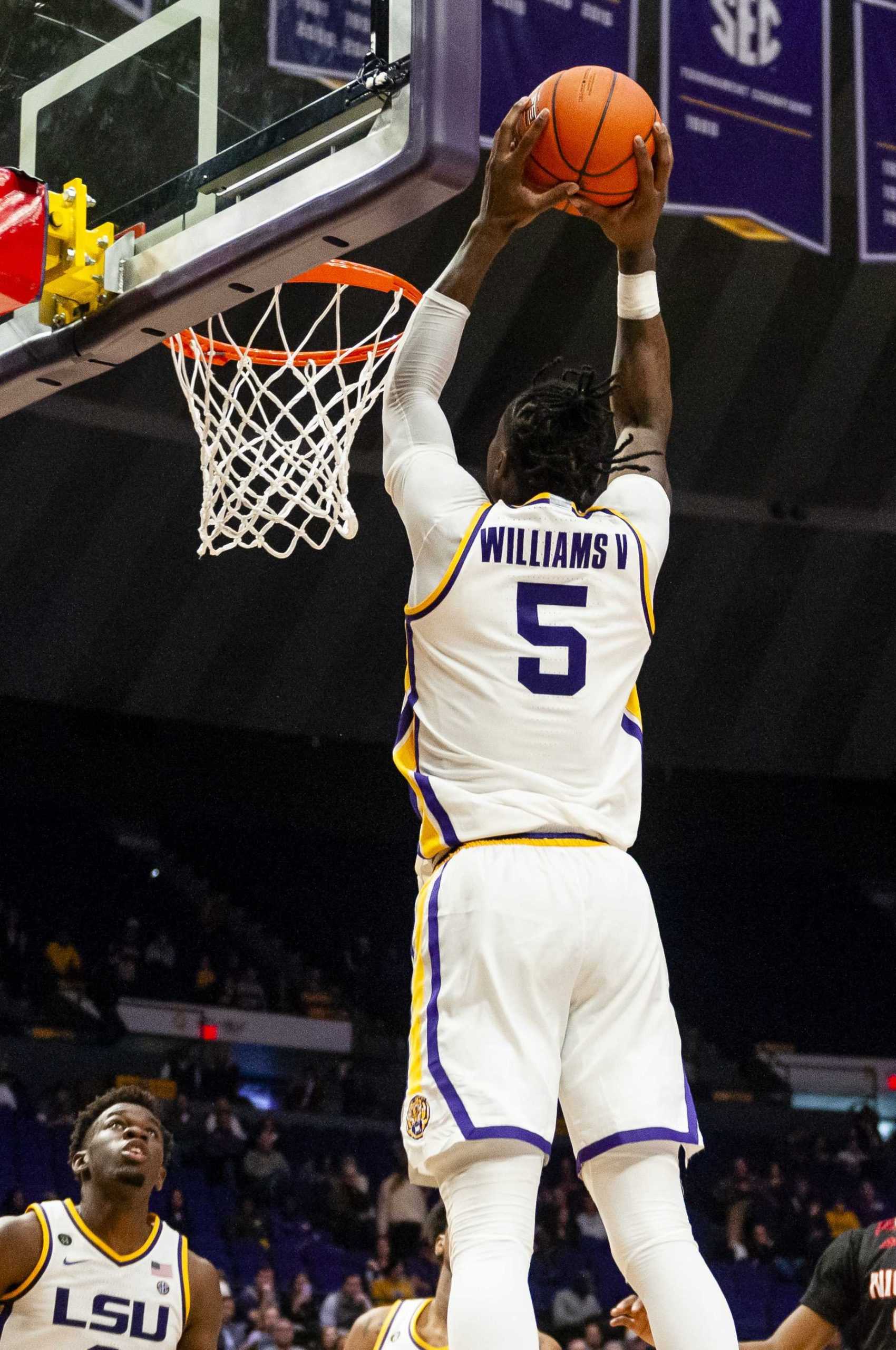 PHOTOS: LSU Men's Basketball defeats Nicholls