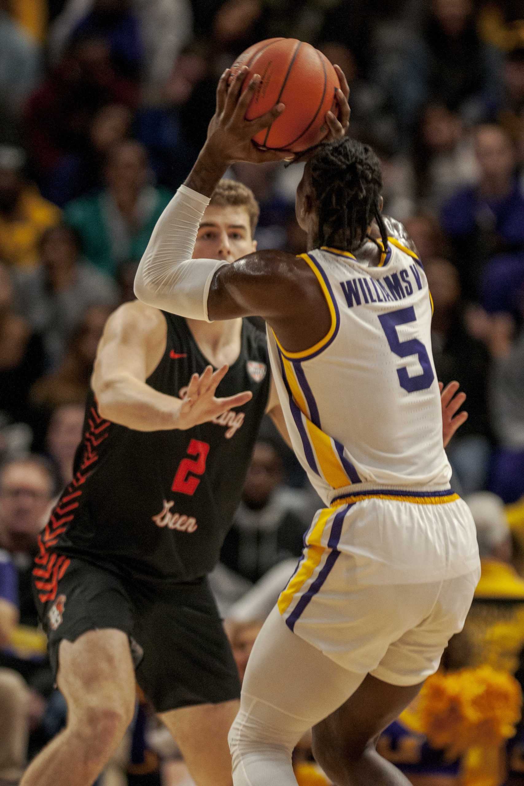 LSU basketball defeats Bowling Green 88-79 to open up the season