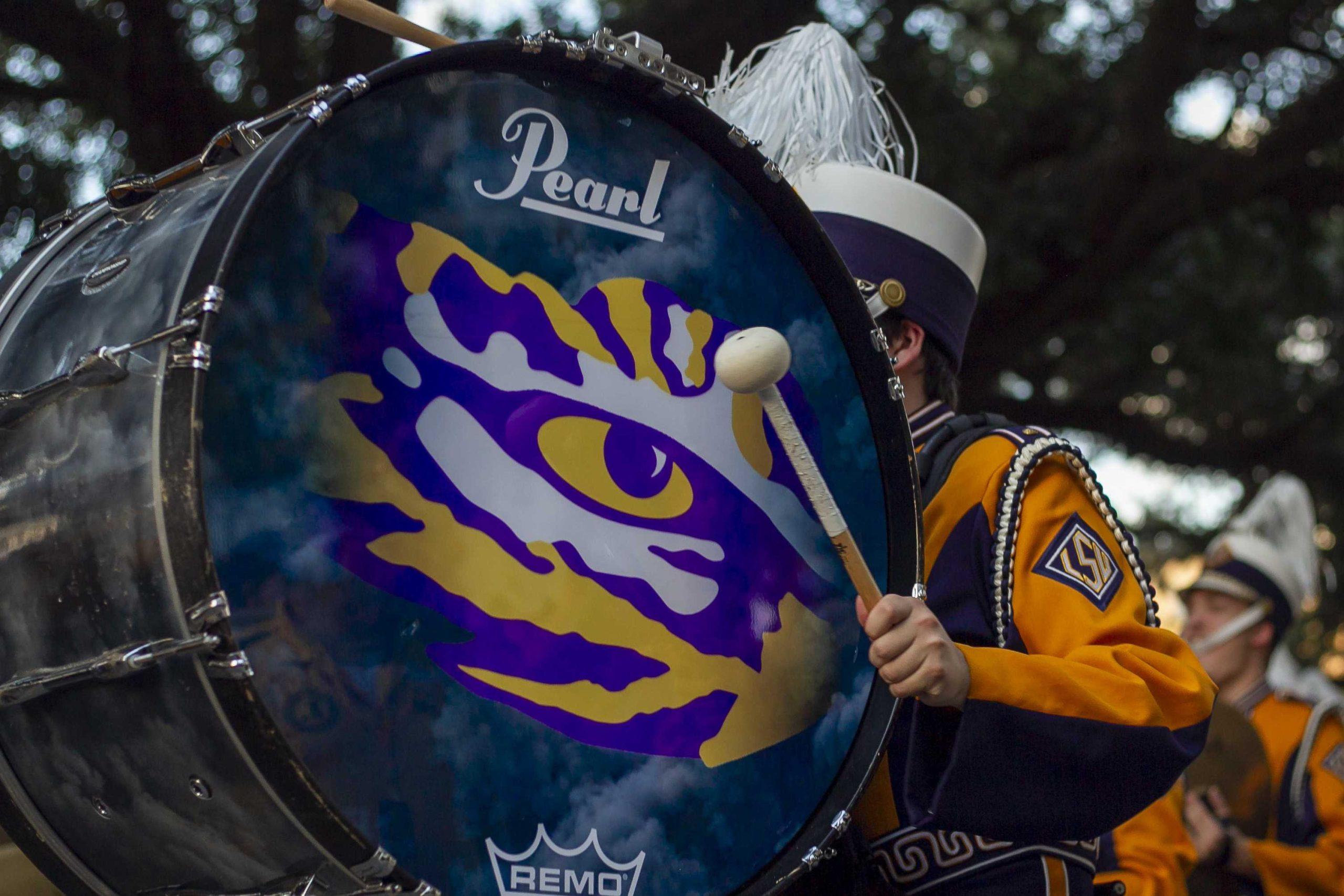 PHOTOS: LSU Walks Down Victory Hill