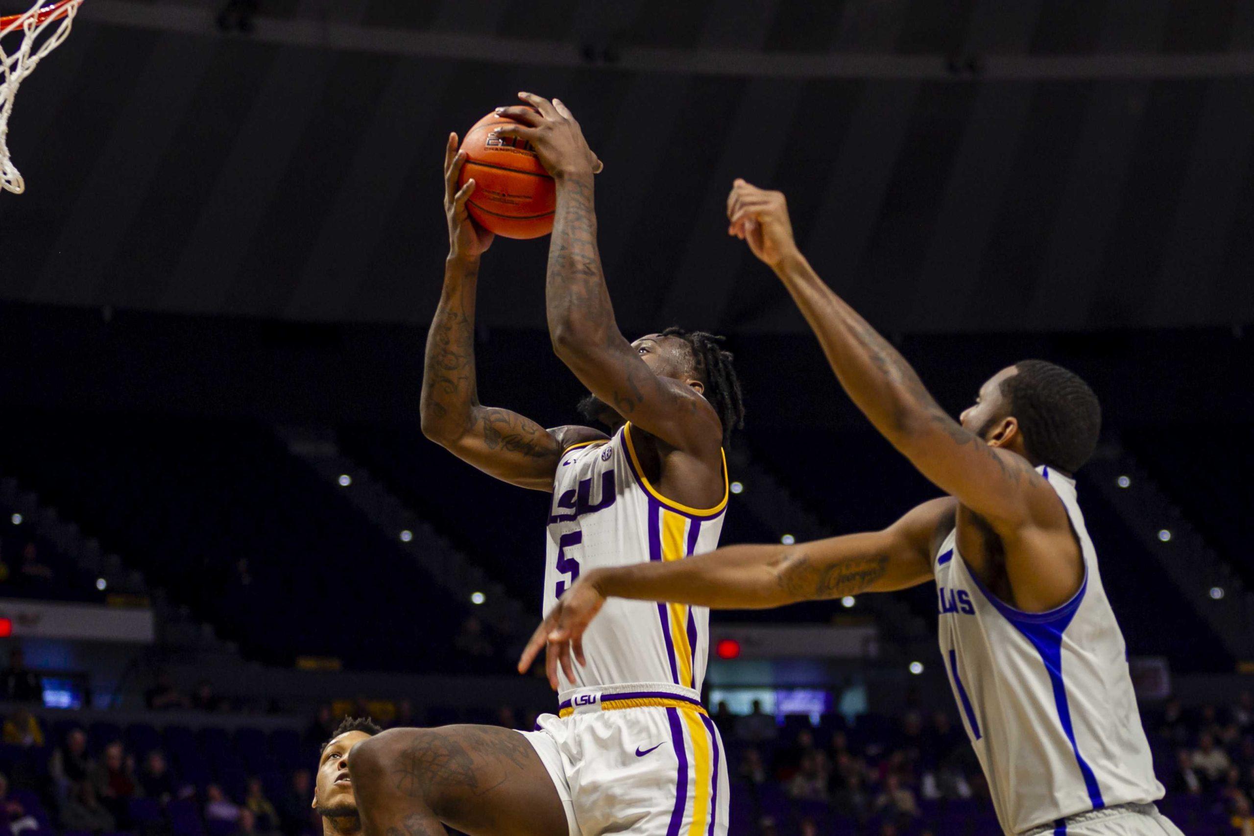 PHOTOS: LSU Defeats UNLO