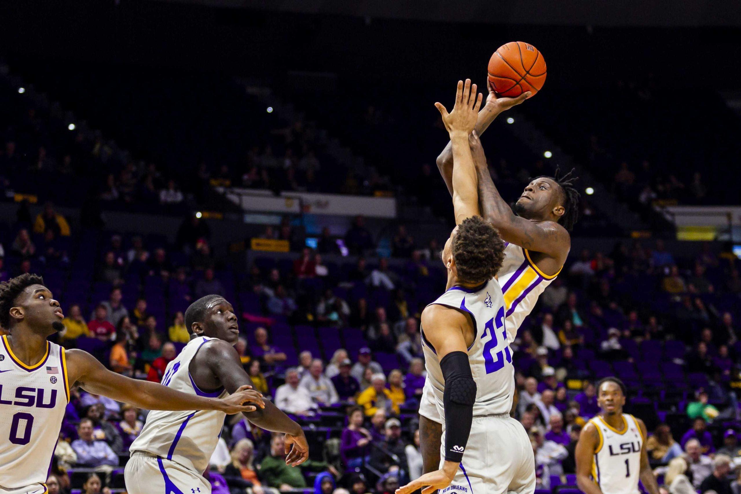 PHOTOS: LSU Defeats UNLO