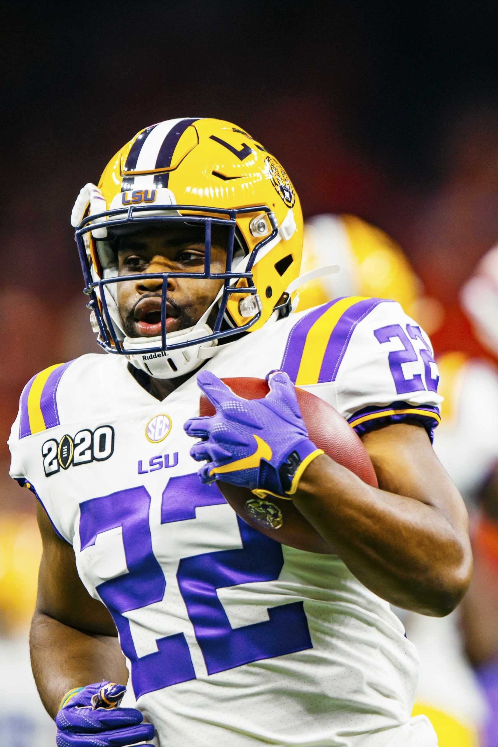 'Most beautiful thing in the world': National Championship trophy on display for LSU fans Wednesday, Thursday