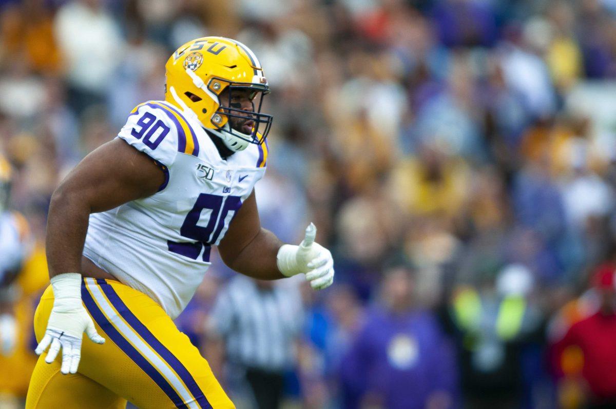 LSU senior defensive linemen Rashard Lawrence (90) runs down the field during the Tigers&#8217; 23-20 victory over Auburn on Saturday, Oct. 26, 2019, in Tiger Stadium.