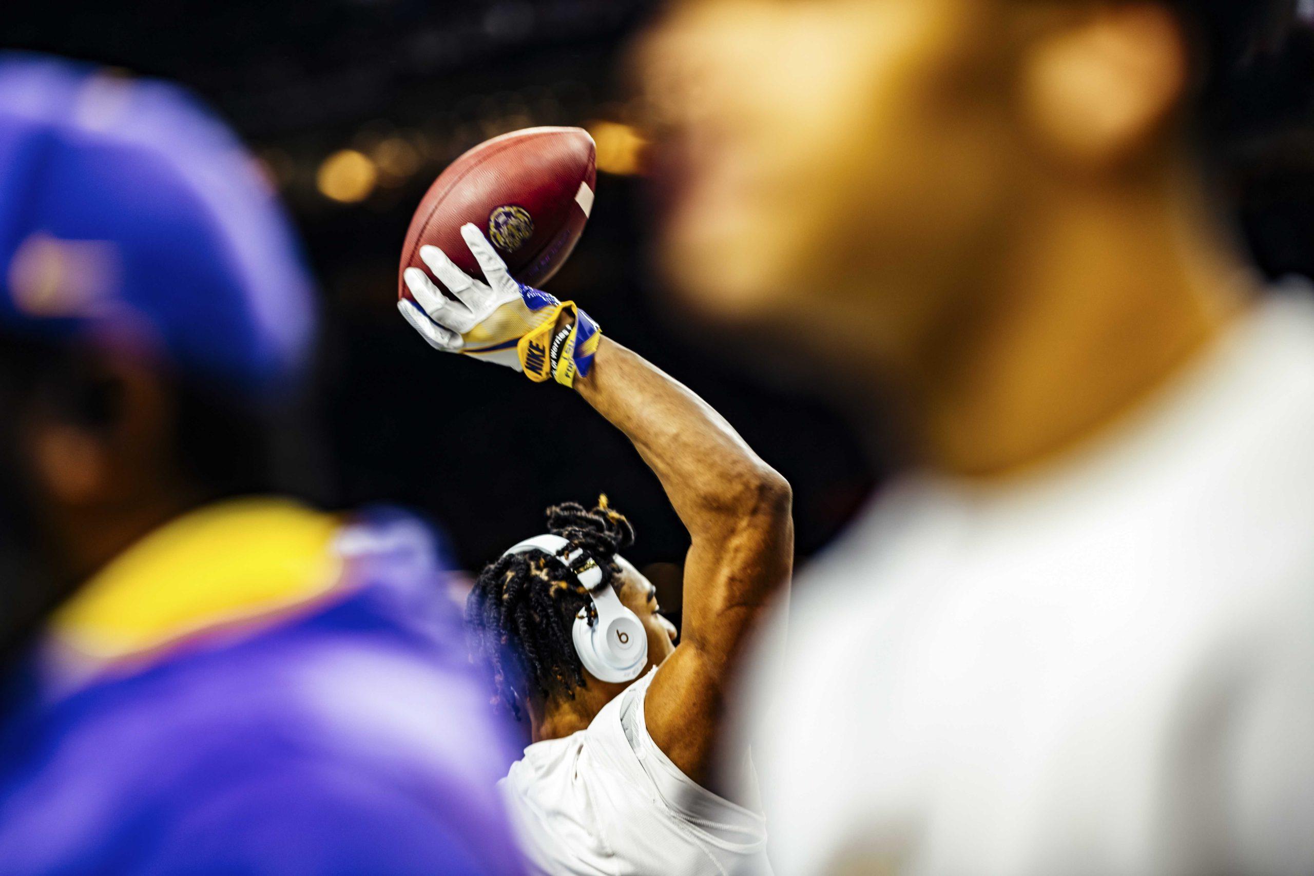 'Most beautiful thing in the world': National Championship trophy on display for LSU fans Wednesday, Thursday