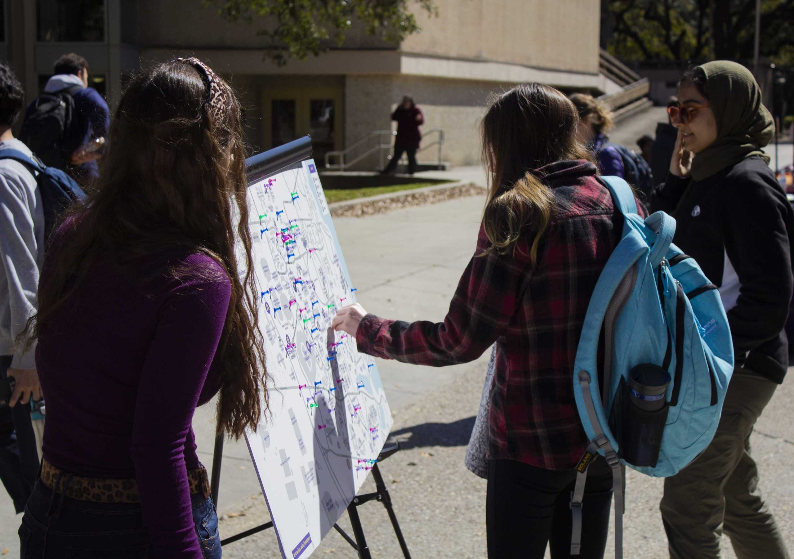 LSU Student Government hosts first Pedestrian Safety Day, receives student feedback on unsafe areas