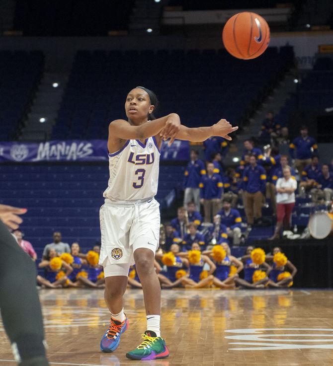 LSU Women's Basketball Defeats Vanderbilt