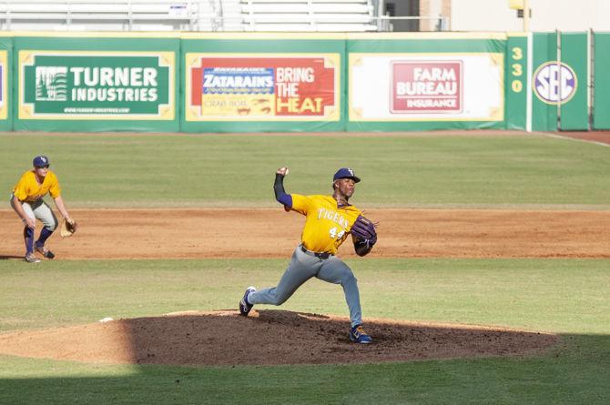 LSU freshman pitcher Jaden Hill (44) throws the ball during the Tigers&#8217; 7-8 loss against University of New Orleans in Alex Box Stadium on Sunday Oct. 14, 2018.