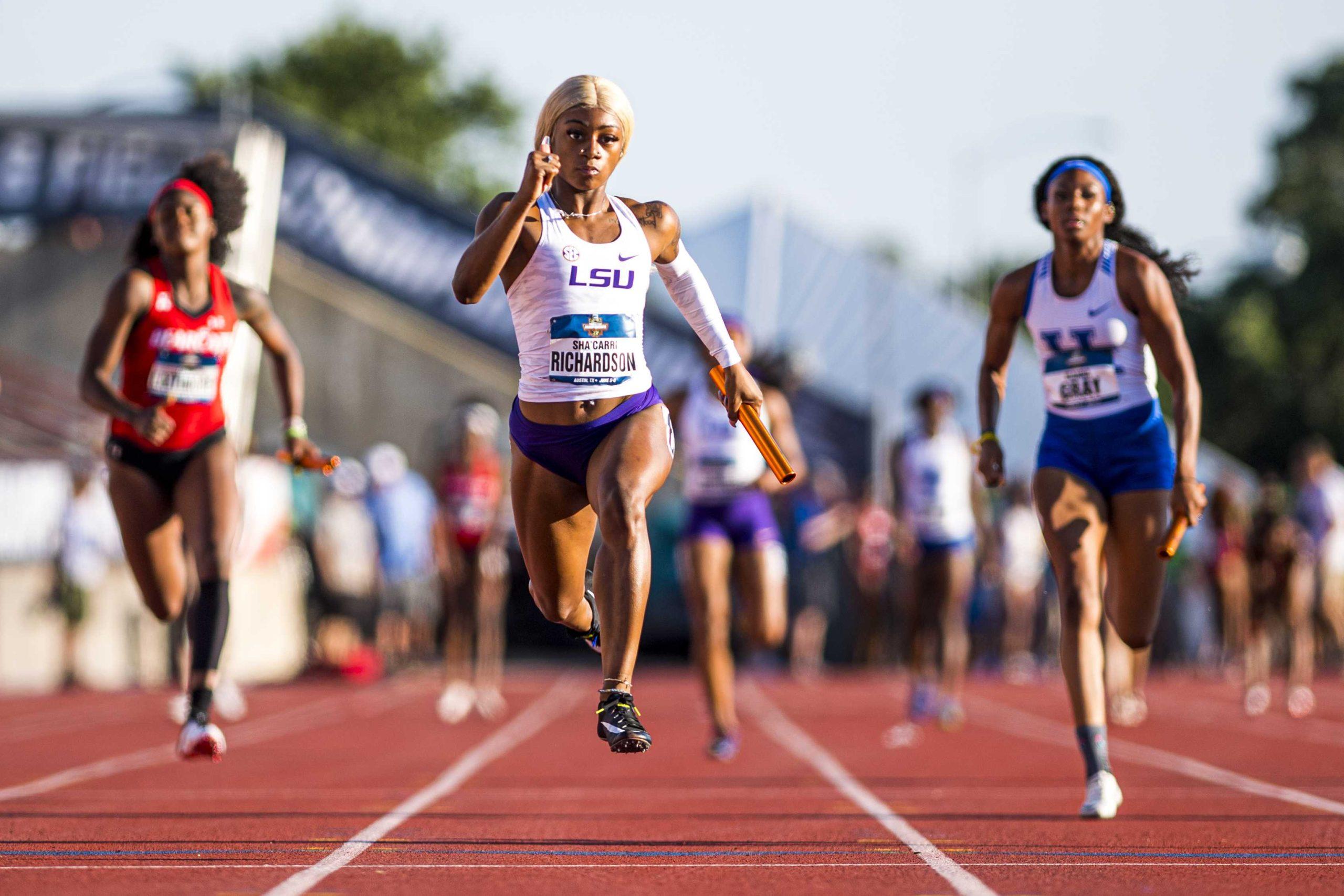 Freshman Sha&#8217;Carri Richardson sets NCAA record for 100-meter dash